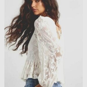 EYESHADOW Lace V-Neck Blouse